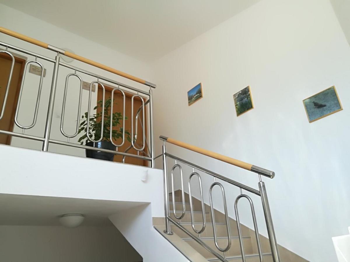 Apartment Mit- Mir Fondole Eksteriør billede