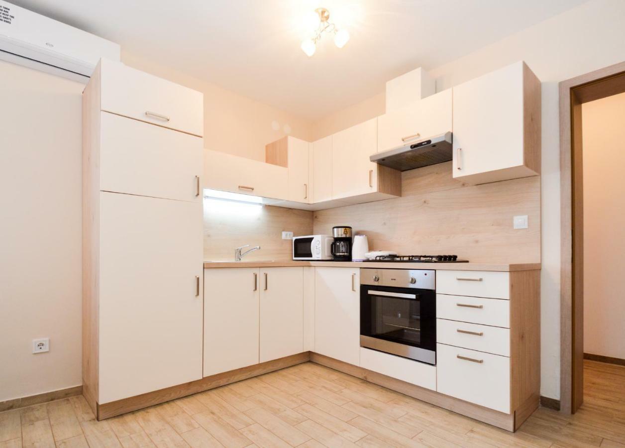 Apartment Mit- Mir Fondole Eksteriør billede