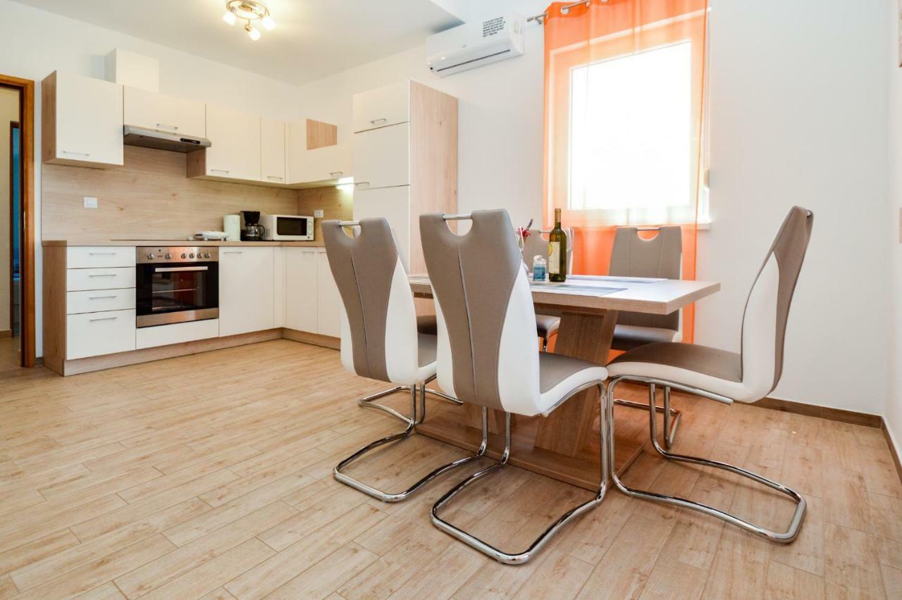 Apartment Mit- Mir Fondole Eksteriør billede